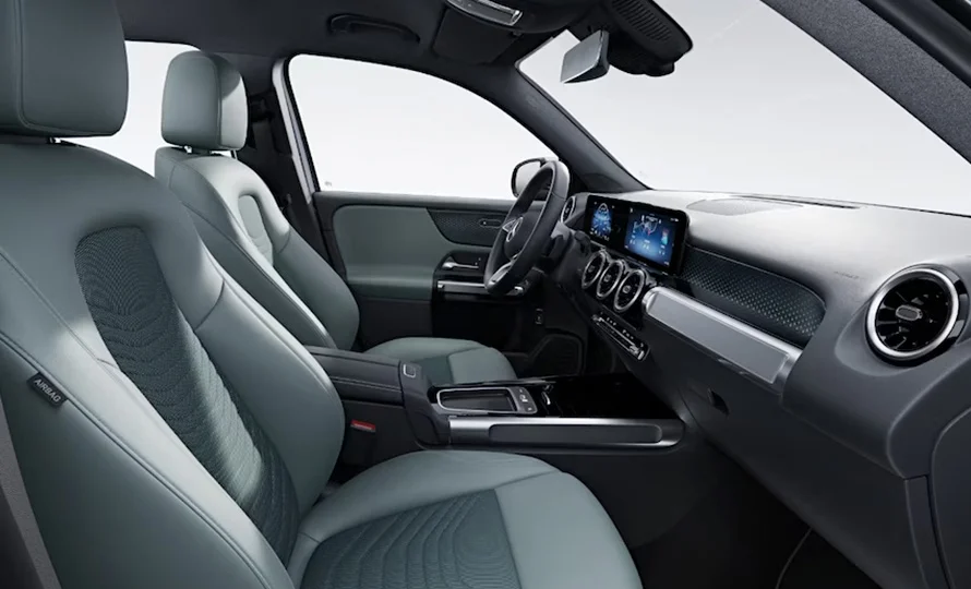 foto890_mercedes-glb-conteudo-interior%20%282%29.webp