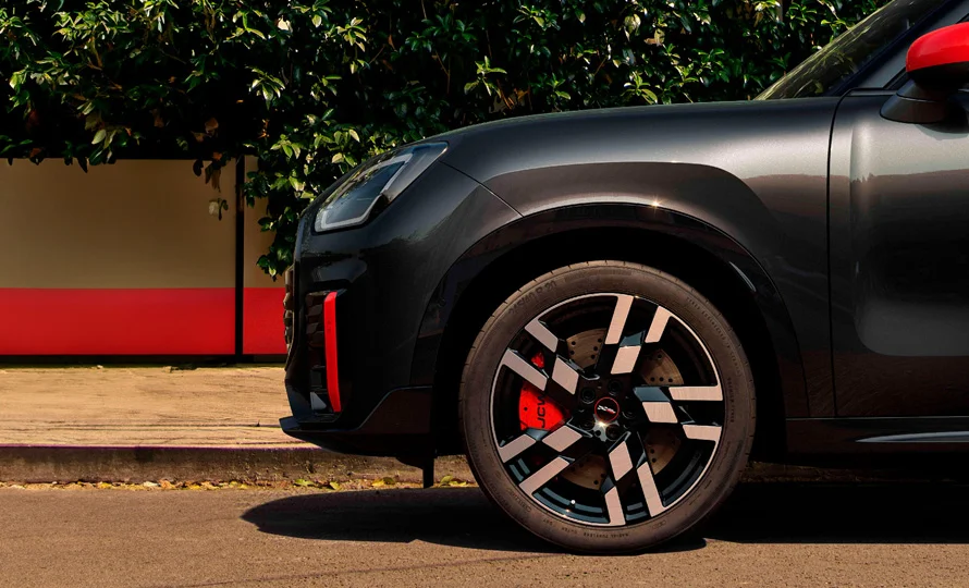 foto890_mini-cooper-jcw-galeria-4.webp.webp?v=1762517925?v=1762519159