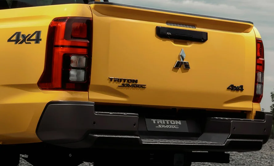 foto890_mitsubishi-triton-savana-design-conteudo%20%2810%29.webp.webp?v=1765540167?v=1765542100?v=1765543282?v=1765544449