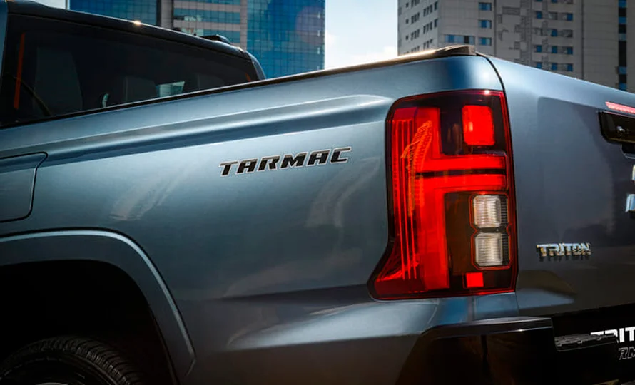 foto890_mitsubishi-triton-tarmac-desing-conteudo%20%283%29.webp.webp?v=1756737684?v=1756738697?v=1756740751?v=1756746391?v=1756747737 foto890_mitsubishi-triton-tarmac-desing-conteudo%20%283%29.webp.webp?v=1756737684?v=1756738697?v=1756740751?v=1756746391?v=1756747737