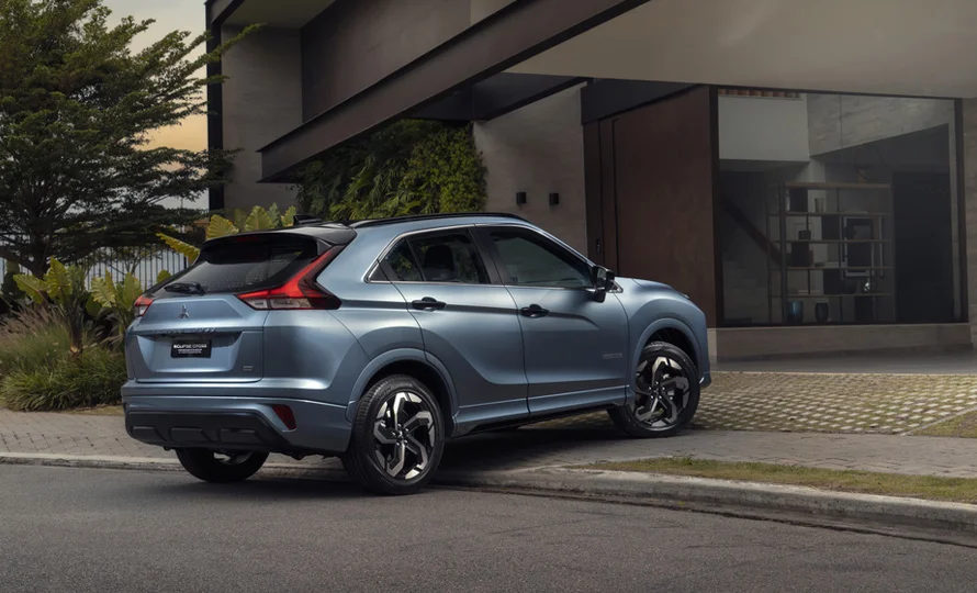 foto890_mitsubishi-eclipse-cross-tarmac-conteudo-_0005_Camada%202.webp.webp?v=1761746079?v=1761746283?v=1761746499?v=1761746771?v=1761747231?v=17