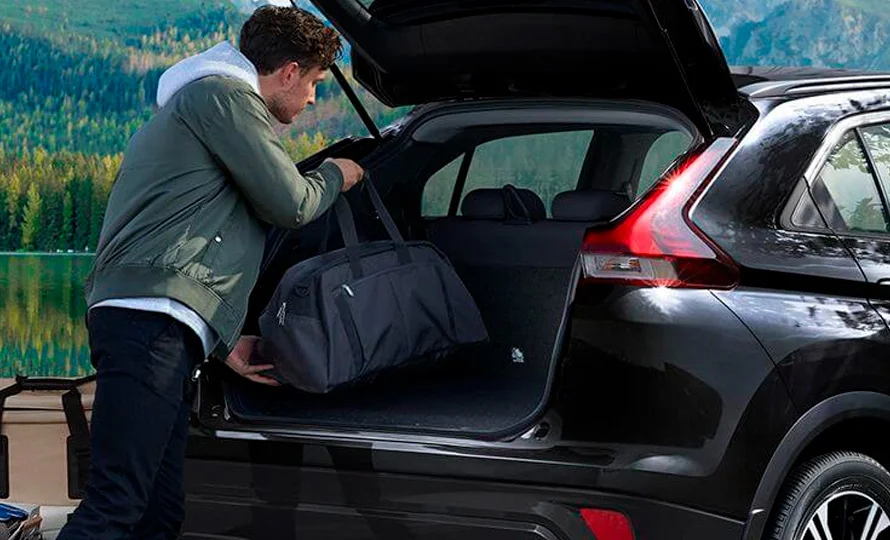 foto890_mitsubishi-eclipsecross-conteudo-conforto%20%283%29.webp.webp?v=1774966035?v=1774966503?v=1774971696?v=1774971998