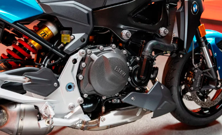 foto890_motorrad-f900r-conteudo-destaques%20%285%29.webp.webp?v=1772185640?v=1772186697