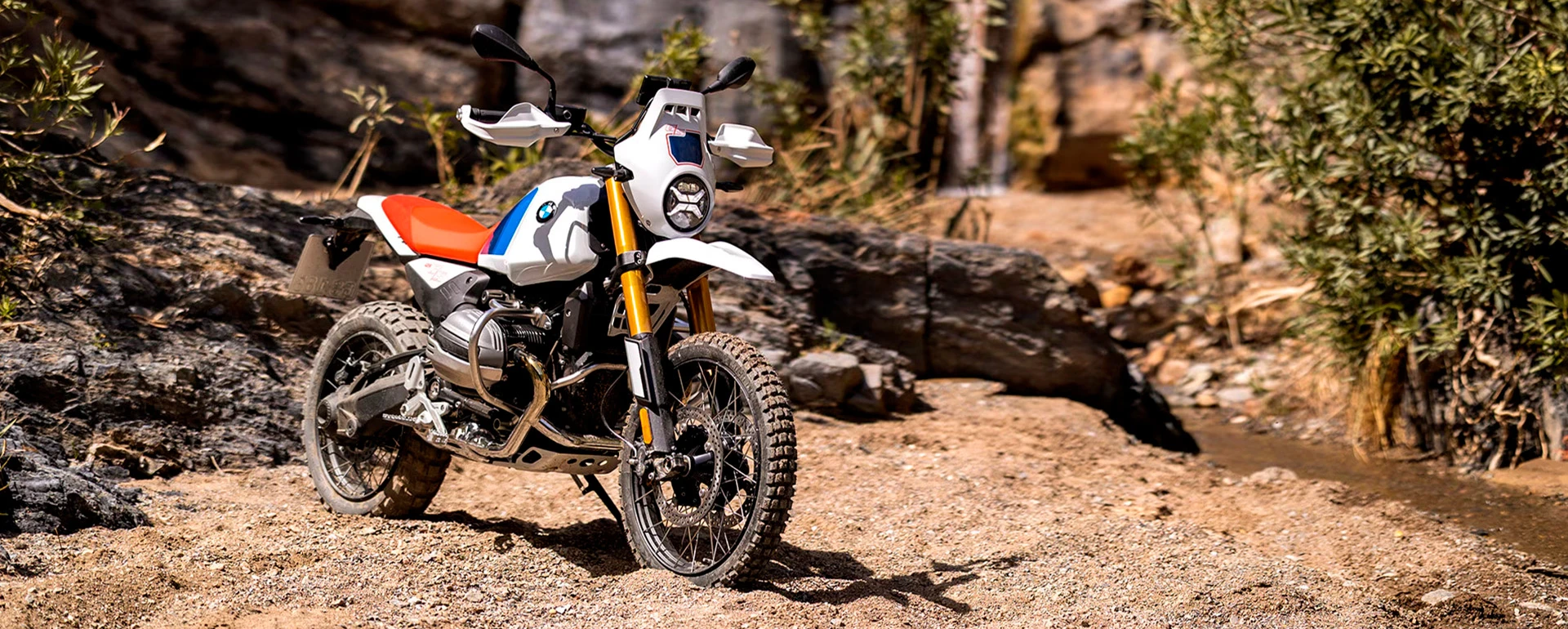 banner_desktop_motorrad-r12gs-banner-desktop.webp.webp?v=1773157082