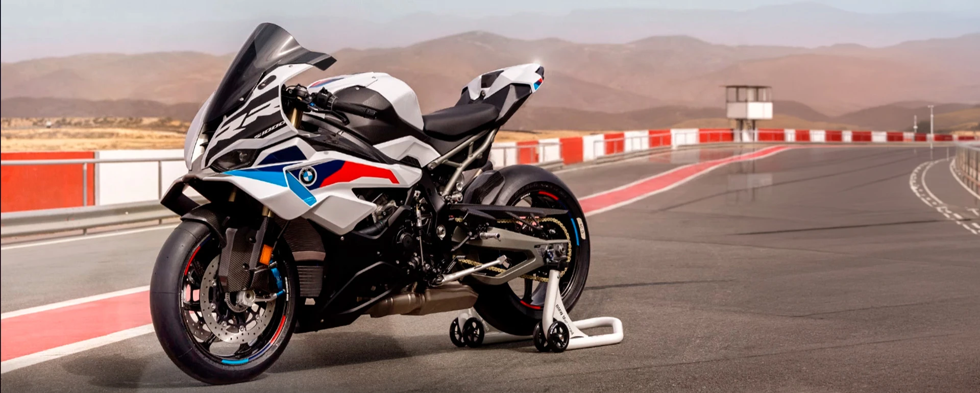 banner_desktop_motorrad-s100rr-banner-desktop.webp.webp?v=1771936316