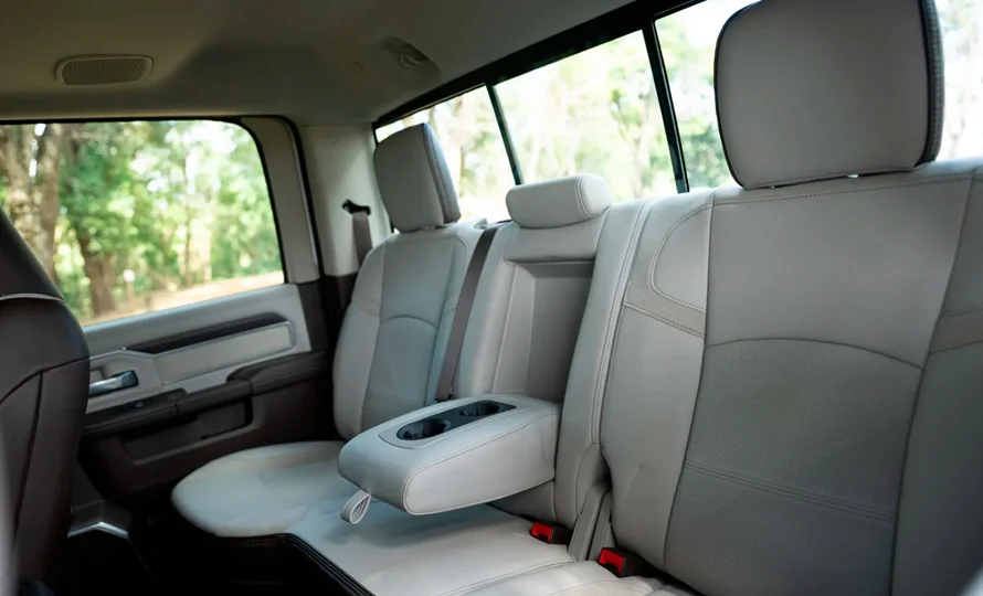 foto890_ram-2500-conteudo-seguranca-7.webp.webp?v=1757426901?v=1757427576?v=1761943072 foto890_ram-2500-conteudo-seguranca-7.webp.webp?v=1757426901?v=1757427576?v=1761943072