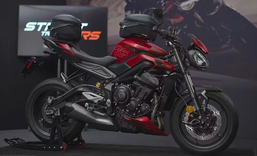 foto890_triumph-streettriple-conteudo-acessorios%20%283%29.webp.webp?v=1771501583?v=1771502127