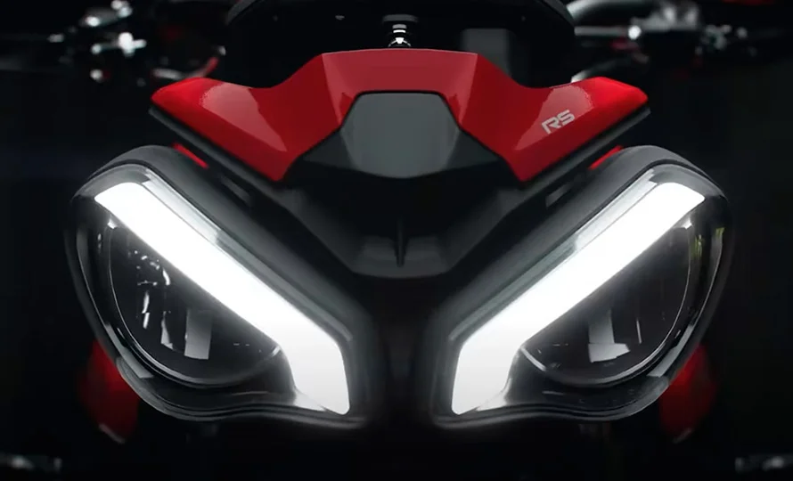 foto890_triumph-streettriple-conteudo-tecnologia%20%284%29.webp.webp?v=1771501583?v=1771502127