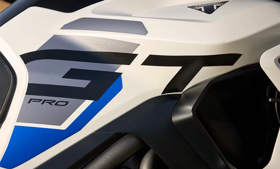 foto890_triumph-tiger1200alpine-conteudo-destaques.png%20%2810%29.webp.webp?v=1772738719?v=1772739286?v=1772740229