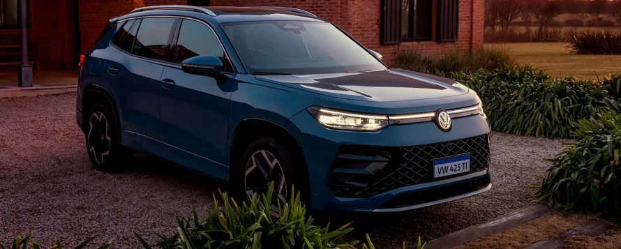 volkswagen-tiguan-r-line-banner-desktop.webp?v=1776694645?v=1776696298?v=1776705590?v=1776707632?v=1776708400?v=1776708599