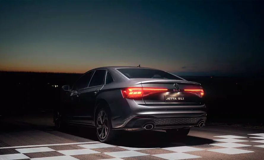 foto890_vw-jetta-conteudo-10.webp.webp?v=1761154150