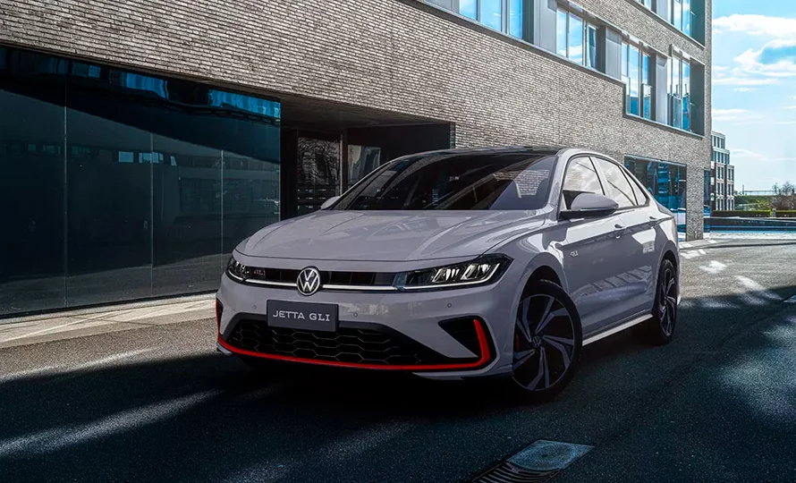 foto890_vw-jetta-conteudo-2.webp.webp?v=1761153520?v=1761154150