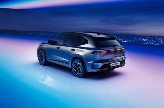 Renault Koleos híbrido de 245 cv tem lançamento confirmado