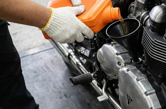 Óleo de motor para motos Triumph: saiba quando trocar