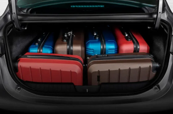 Carro com porta-malas grande: melhores modelos para você
