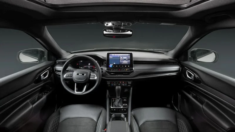 Jeep Compass: Interior e Porta Malas