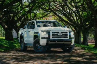 Dia da mulher com espírito livre: quando o destino pede um Mitsubishi 4x4